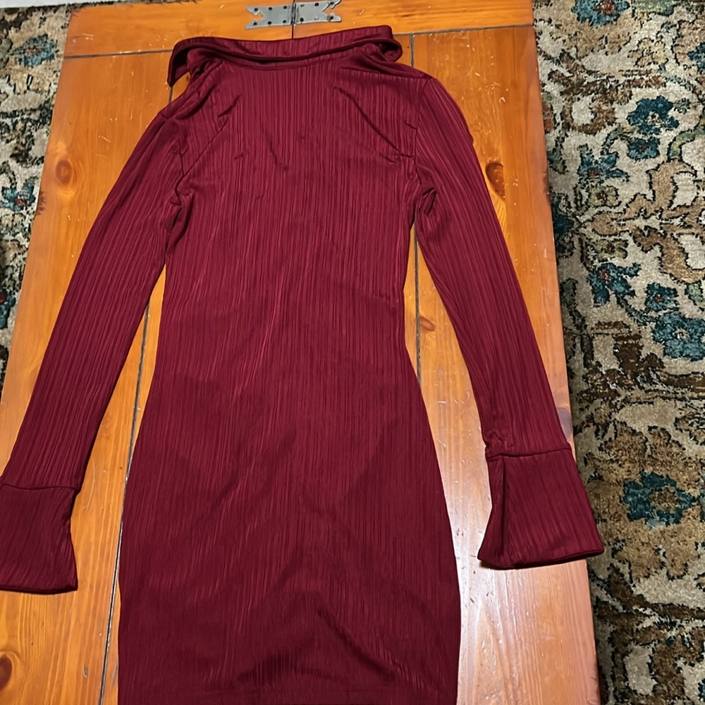 Button Front Ruched Bodycon Dark Red Dress Size Small - Picture 8 of 8